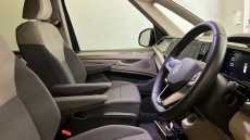 Volkswagen Multivan 2.0 TDI Life 5dr DSG Diesel Estate